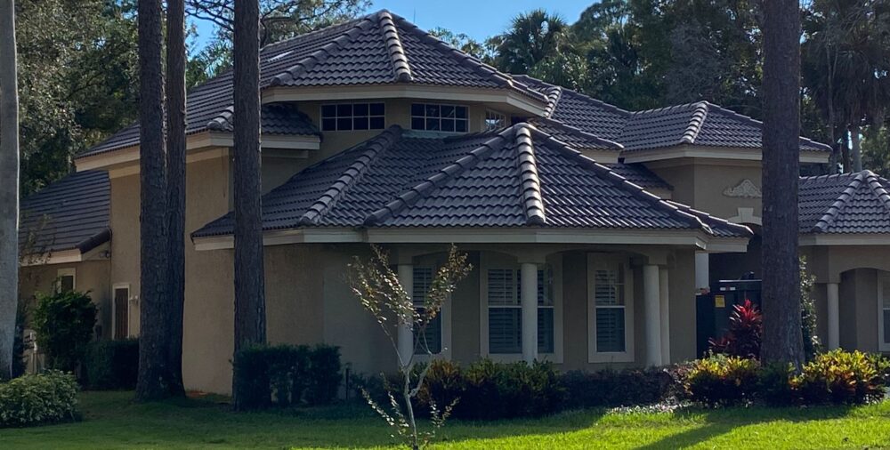 New Roof beautiful tile roof in Florida